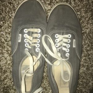 VANS size 8, kind of worn but great condition!